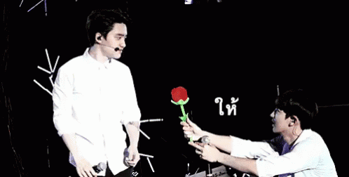 ให้ ชานซู ชานยอล คยองซู GIF. This 498 x 252 animated GIF is part of our chansoo collection. Related themes include flower. View the original animation…