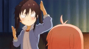 がっこうぐらし！　恵飛須沢胡桃　つっこみ　チョップ　空手 GIF