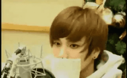 슈퍼주니어 이특 GIF