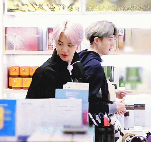 지민 방탄 GIF