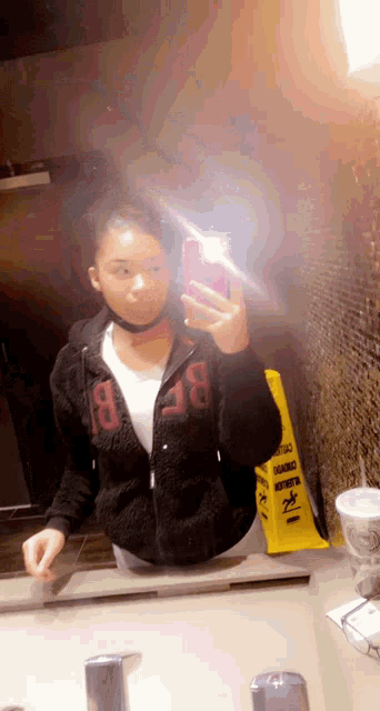 10 GIF