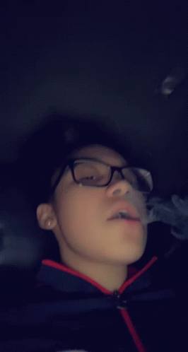 10 GIF. This 266 x 498 animated GIF is part of our lemonnation collection. Created by Taebae23. View the original animation, share it, or browse related GIFs.