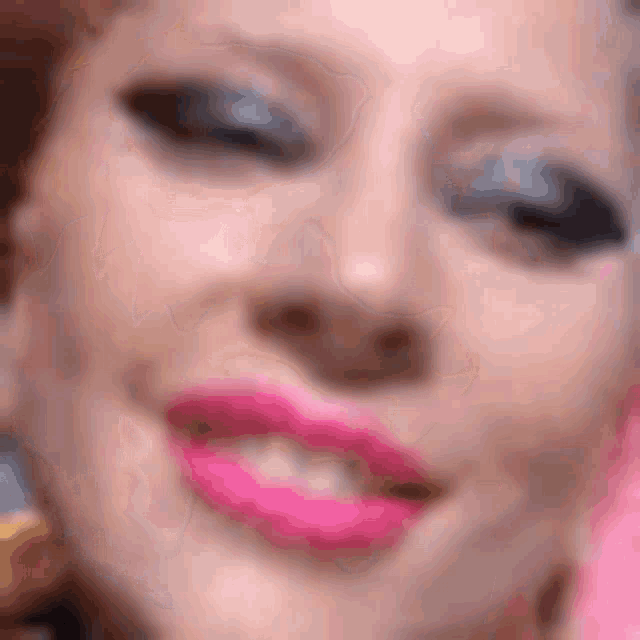 11037yuh Gaga GIF