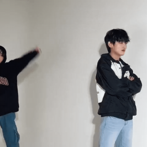 1verse Sbboyz GIF