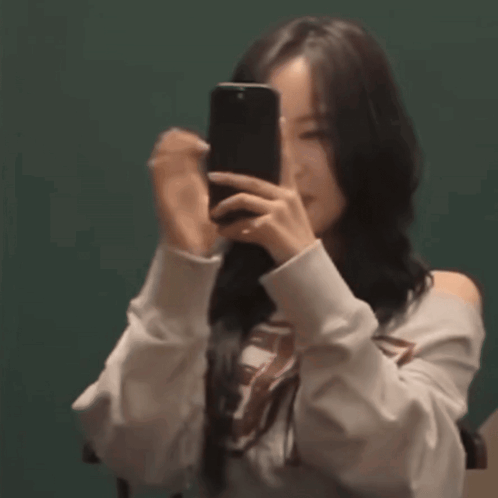 Ablume Saena GIF