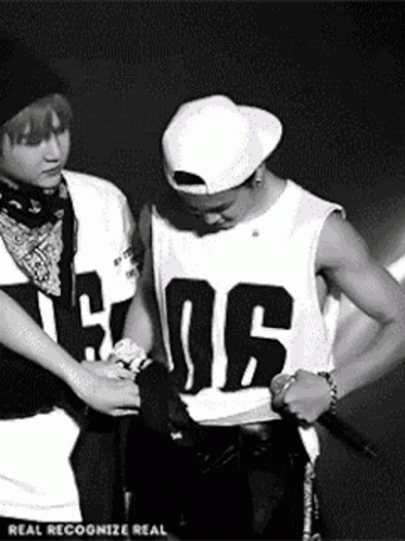Abs Smile GIF. This 373 x 498 animated GIF is part of our jimin abs collection. Related themes include bts, smile. Created by Fabs159. View the original…