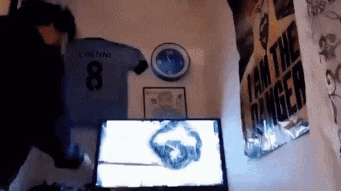 Adri Bashing Tv GIF
