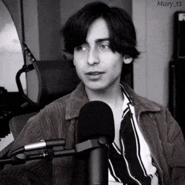 Aidan Think Aidan Gallagher Hmm GIF