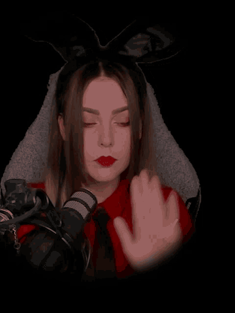 Alinarin Kiss GIF