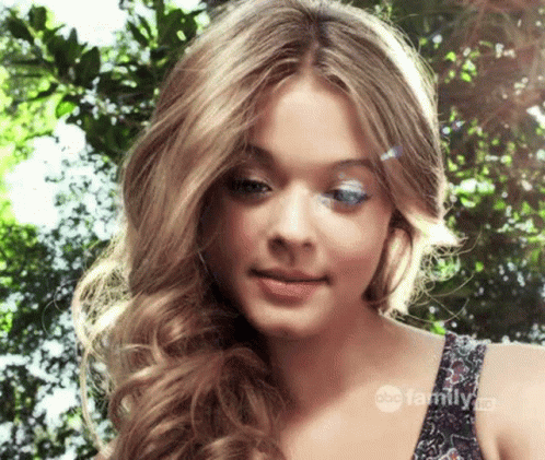 Alison Dilaurentis Sasha Pieterse GIF. This 498 x 421 animated GIF is part of our sasha pieterse collection. Created by PrettyLittleLiarsShip. View the…