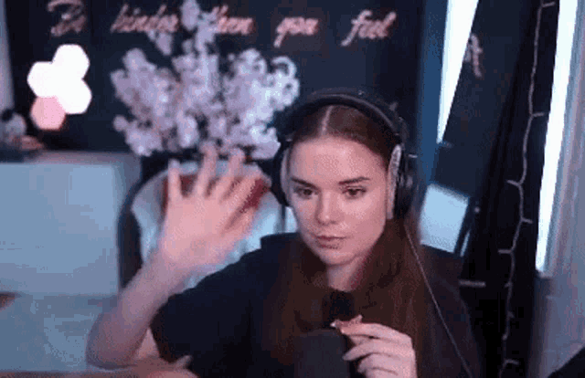 Alixxa Wave GIF