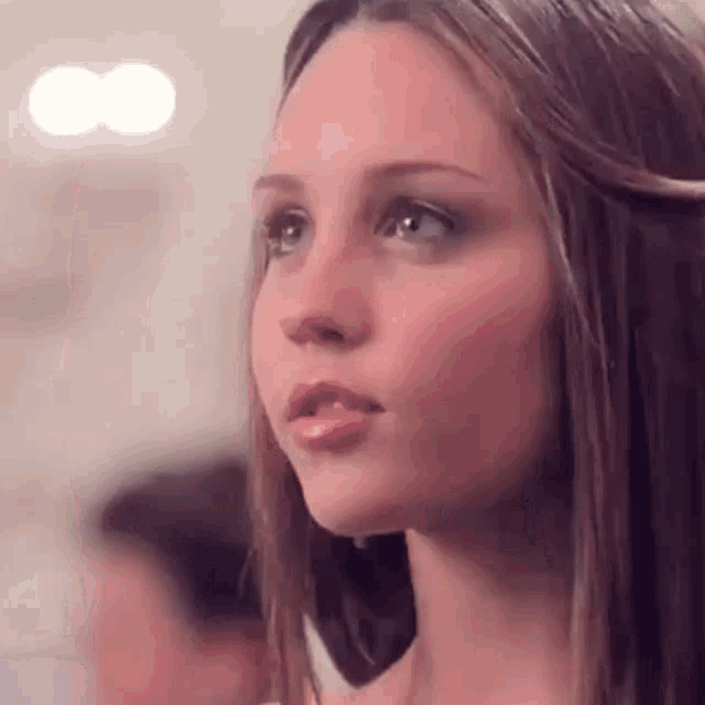 Amanda Amandab GIF
