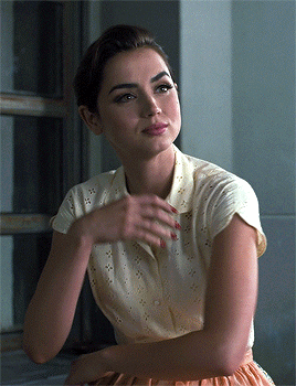 Ana De Armas Pretty GIF
