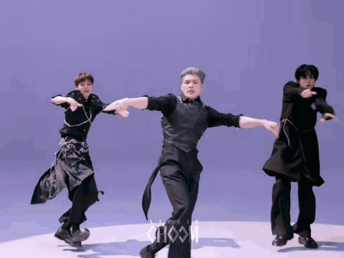 Andteam Andteam Maki GIF. This 498 x 374 animated GIF is part of our people dancing collection. Created by LOPR. View the original animation, share it, or…