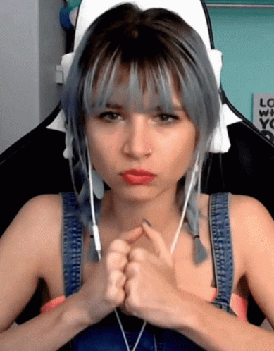 Animaechan Crack Knuckles GIF