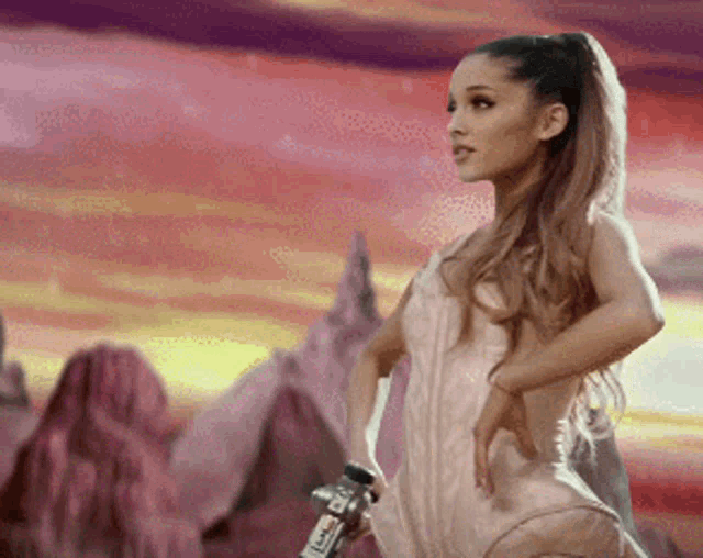 Ariana Grande GIF