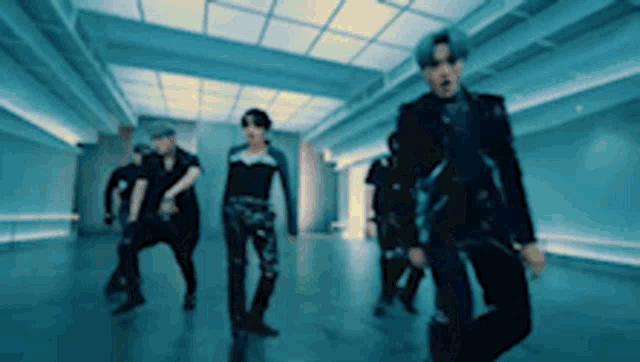 Ateez Yunho GIF