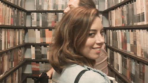 Aubrey Plaza GIF
