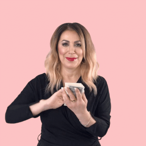 Ayfersucht Ayfer Arslan GIF. This 498 x 498 animated GIF is part of our loadsamoney collection. Related themes include money. Created by andremartin. View…