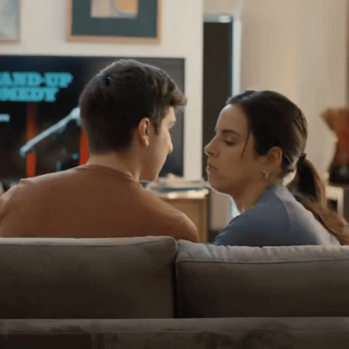 Beso En La Mejilla Backdoor GIF