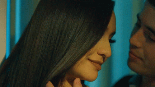 Beso Jose Manuel GIF