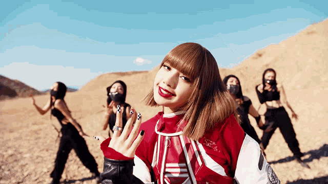 Blackpink Lisa GIF