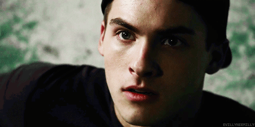 Bobbycotw GIF