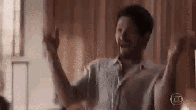 Bom Sucesso Celebrating GIF