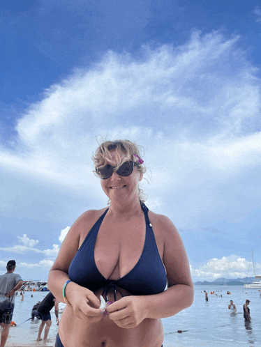 Bouncing Boobs Meme