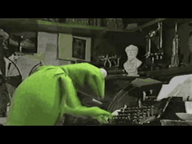 Caco Kermit GIF