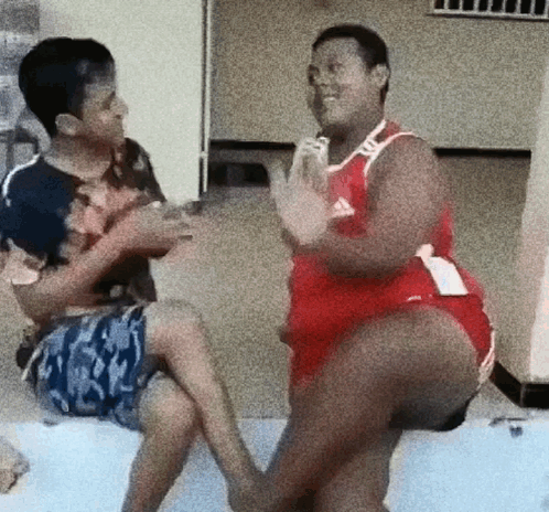 Caras E Bocas Laughing And Talking GIF