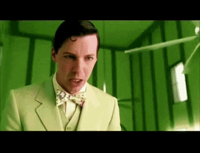 Cat In The Hat 2003 GIF