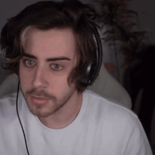 Cellbit Tweaking GIF