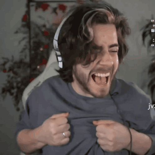 Cellbit Werewolf GIF