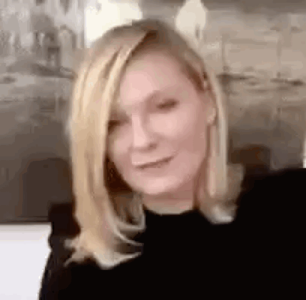 Chdanvers2 Kirsten Dunst GIF. This 429 x 420 animated GIF is part of our kirsten dunst bring it on collection. Created by chdanvers2. View the original…