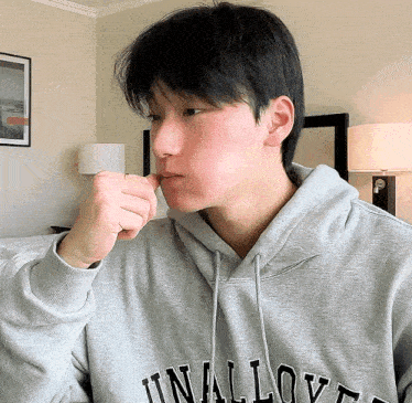 Choi San San GIF