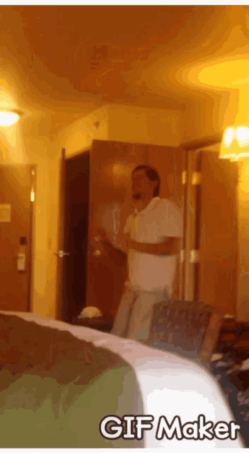 Chow Disco GIF