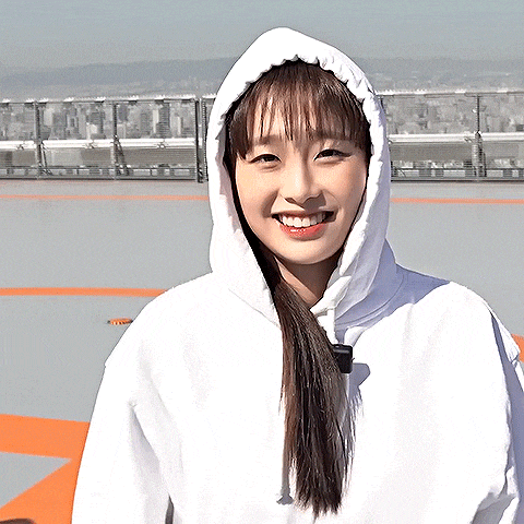 Chuu Chuu Loona GIF