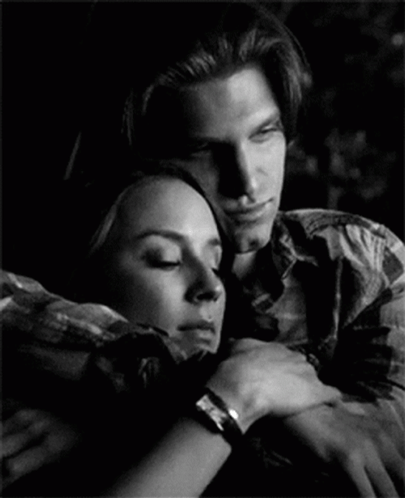 Cium Love GIF