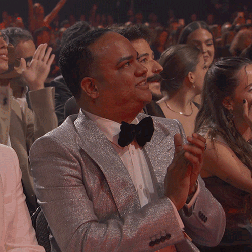 Clapping Bravo GIF