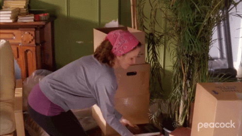 Cleaning Liz Lemon GIF