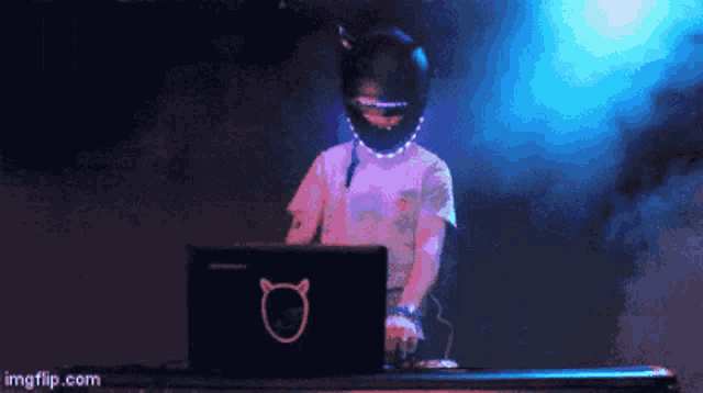 Count Trapula GIF