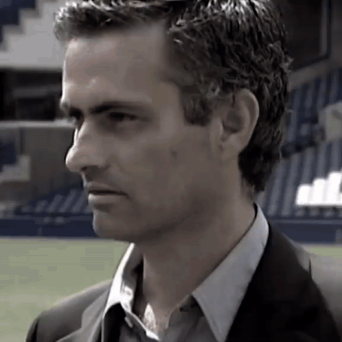 Crack De Epoca Futbol Champagne GIF. This 498 x 498 animated GIF is part of our jose mourinho collection. Created by kpolaco. View the original animation…