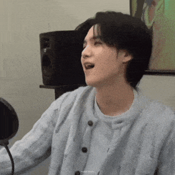 Debate Yoongi GIF