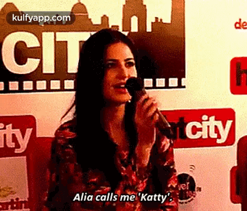 Decititycityeralia Calls Me 'Katty'.Rtin.Gif GIF. This 360 x 308 animated GIF is part of our alia intro collection. Created by kulfy. View the original…