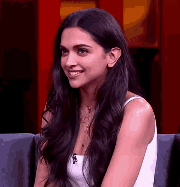 Deepika Deepika Padukone GIF