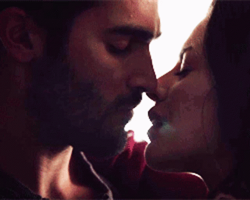 Derek Hale GIF