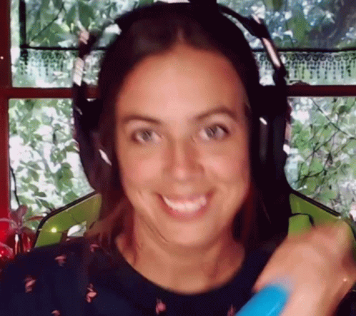 Dizzillee Flirt GIF