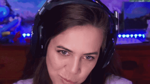 Dizzillee Smirk GIF