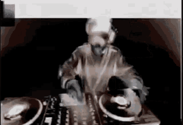 Dj M3 Samsation GIF